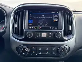 2020  Chevrolet Colorado - Thumbnail 12