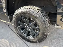 2021  Chevrolet Colorado - Thumbnail 6