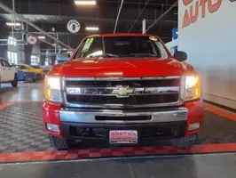 2011  Chevrolet Silverado 1500 - Thumbnail 2