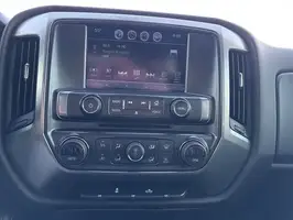 2018  Chevrolet Silverado 1500 - Thumbnail 16