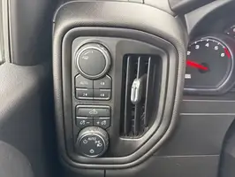 2020  Chevrolet Silverado 1500 - Thumbnail 11