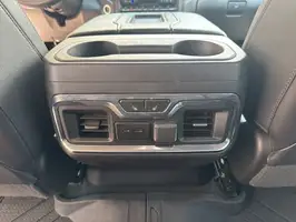 2021  Chevrolet Silverado 1500 - Thumbnail 30