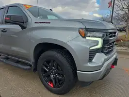 2023  Chevrolet Silverado 1500 - Thumbnail 2