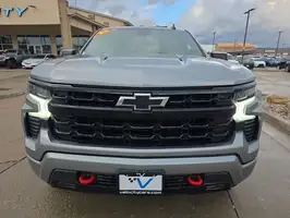2023  Chevrolet Silverado 1500 - Thumbnail 11