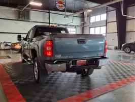 2011  Chevrolet Silverado 2500HD - Thumbnail 4