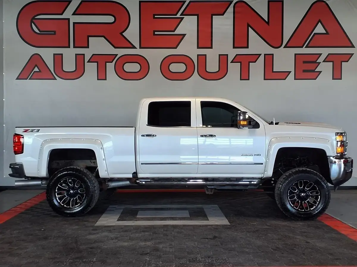 2018  Chevrolet Silverado 2500HD - Main image