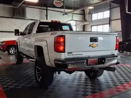 2018  Chevrolet Silverado 2500HD - Thumbnail 4