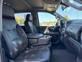 2021  Chevrolet Silverado 2500HD - Thumbnail 16