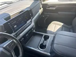 2024  Chevrolet Silverado 2500HD - Thumbnail 21