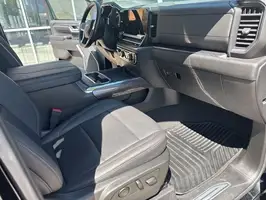 2024  Chevrolet Silverado 2500HD - Thumbnail 25