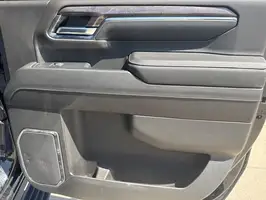 2024  Chevrolet Silverado 2500HD - Thumbnail 29