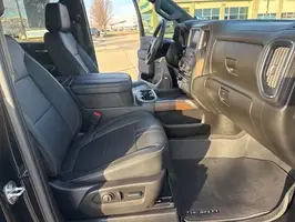 2023  Chevrolet Silverado 3500HD - Thumbnail 25