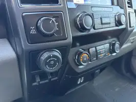 2020  Ford F-150 - Thumbnail 17