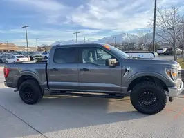 2023  Ford F-150 - Thumbnail 8