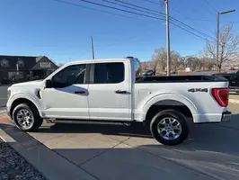 2023  Ford F-150 - Thumbnail 4