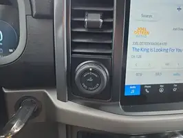 2024  Ford F-150 - Thumbnail 19