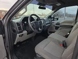 2021  Ford F-250SD - Thumbnail 13