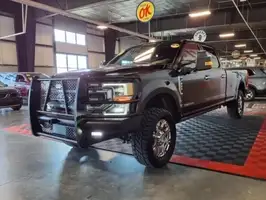 2020  Ford F-350 Super Duty - Thumbnail 3