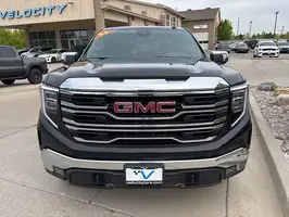 2024  GMC Sierra 1500 - Thumbnail 2