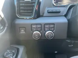 2025  GMC Sierra 2500HD - Thumbnail 8