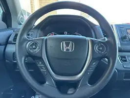 2017  Honda Ridgeline - Thumbnail 16