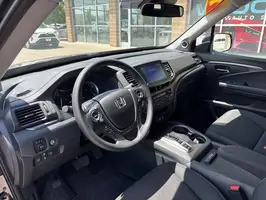 2021  Honda Ridgeline - Thumbnail 10