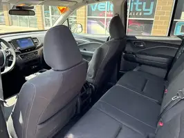 2021  Honda Ridgeline - Thumbnail 15