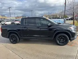 2022  Honda Ridgeline - Thumbnail 7
