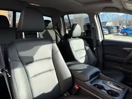 2025  Honda Ridgeline - Thumbnail 13