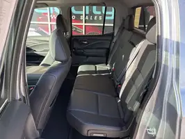 2025  Honda Ridgeline - Thumbnail 15
