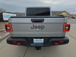 2020  Jeep Gladiator - Thumbnail 5