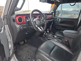 2020  Jeep Gladiator - Thumbnail 10