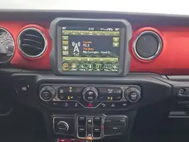 2020  Jeep Gladiator - Thumbnail 16