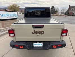 2022  Jeep Gladiator - Thumbnail 5