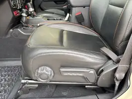 2022  Jeep Gladiator - Thumbnail 11