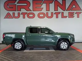 2022  Nissan Frontier - Thumbnail 1