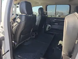 2022  Ram 1500 - Thumbnail 10