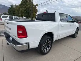 2025  Ram 1500 - Thumbnail 3