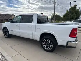 2025  Ram 1500 - Thumbnail 5