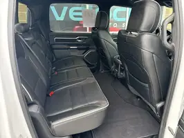 2025  Ram 1500 - Thumbnail 17