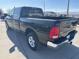 2019  Ram 1500 Classic - Thumbnail 5