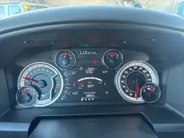 2023  Ram 1500 Classic - Thumbnail 13