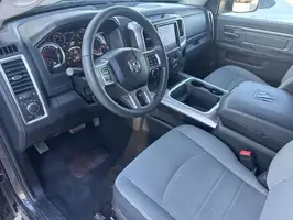 2023  Ram 1500 Classic - Thumbnail 17