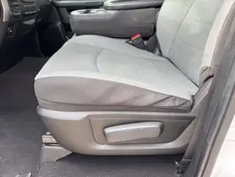 2024  Ram 1500 Classic - Thumbnail 10