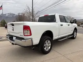 2024  Ram 2500 - Thumbnail 4