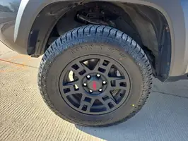 2018  Toyota Tacoma - Thumbnail 7