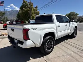2024  Toyota Tacoma - Thumbnail 4