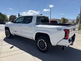 2024  Toyota Tacoma - Thumbnail 6