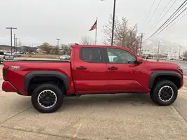 2024  Toyota Tacoma - Thumbnail 4