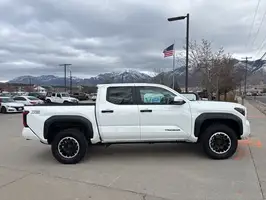 2024  Toyota Tacoma - Thumbnail 3